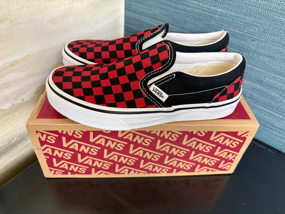 NEW Vans Youth Classic Slip-On Checkerboard Shoes - Size 3Y